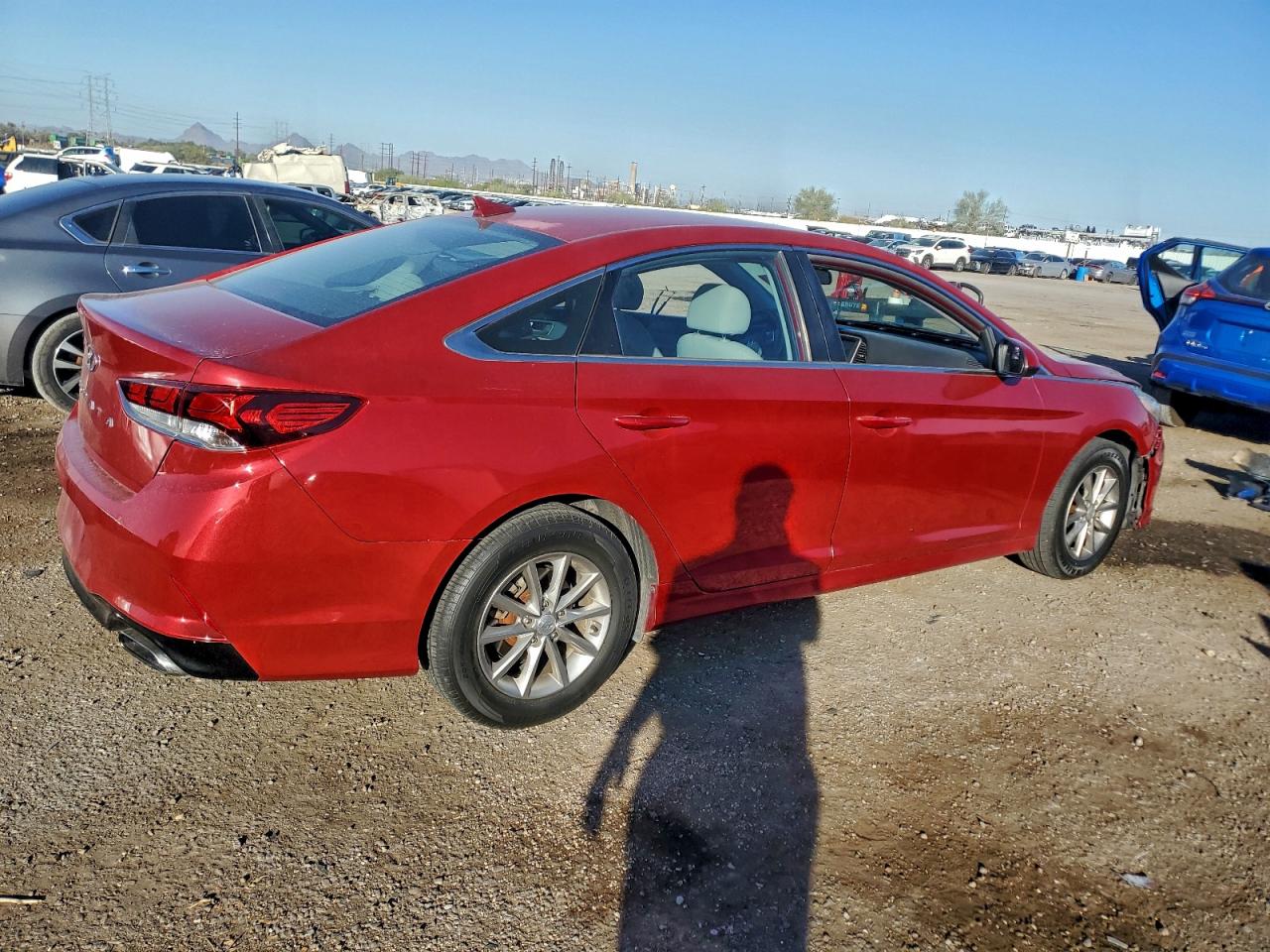 2018 HYUNDAI SONATA SE photo 3