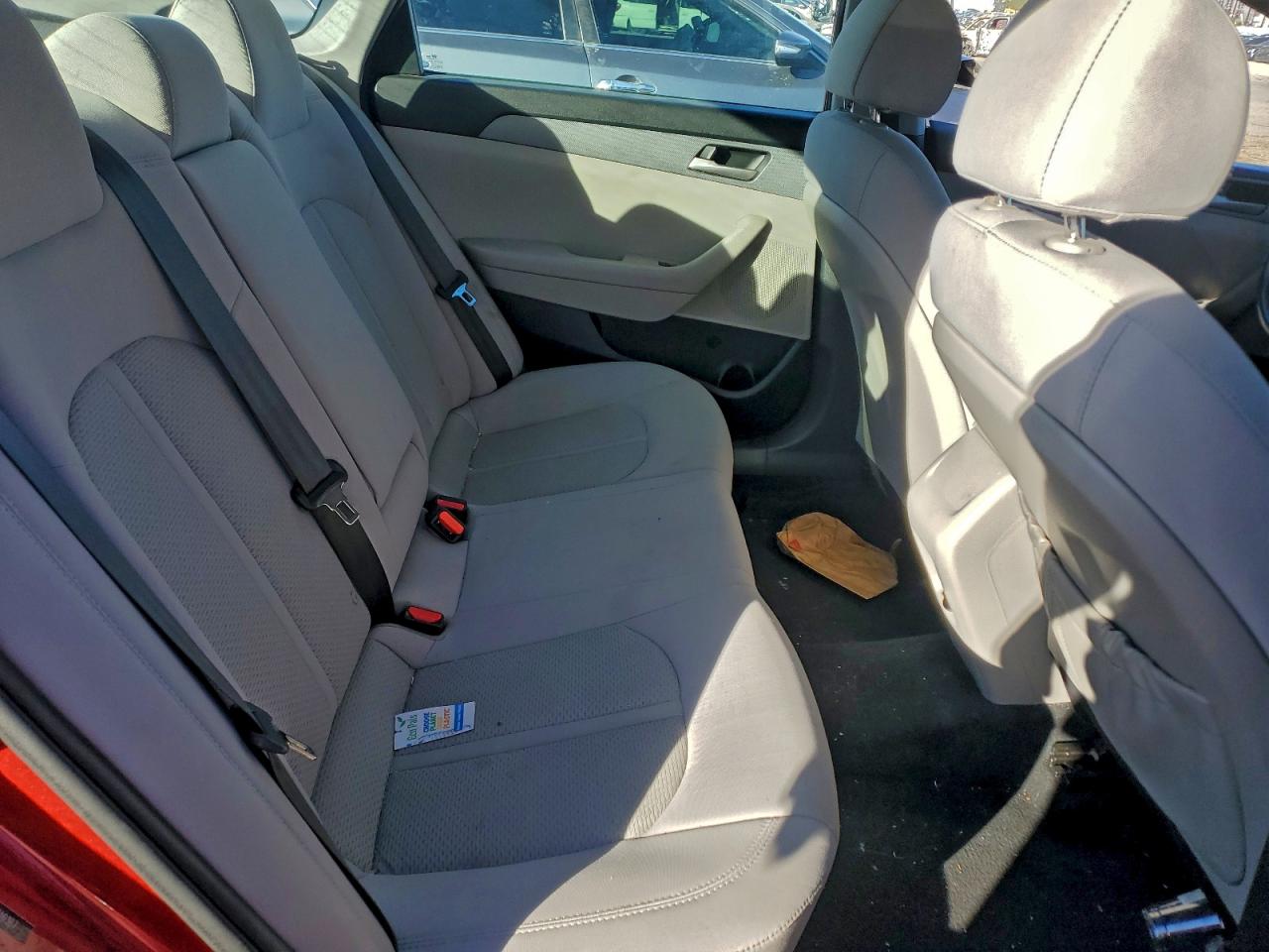 2018 HYUNDAI SONATA SE photo 10