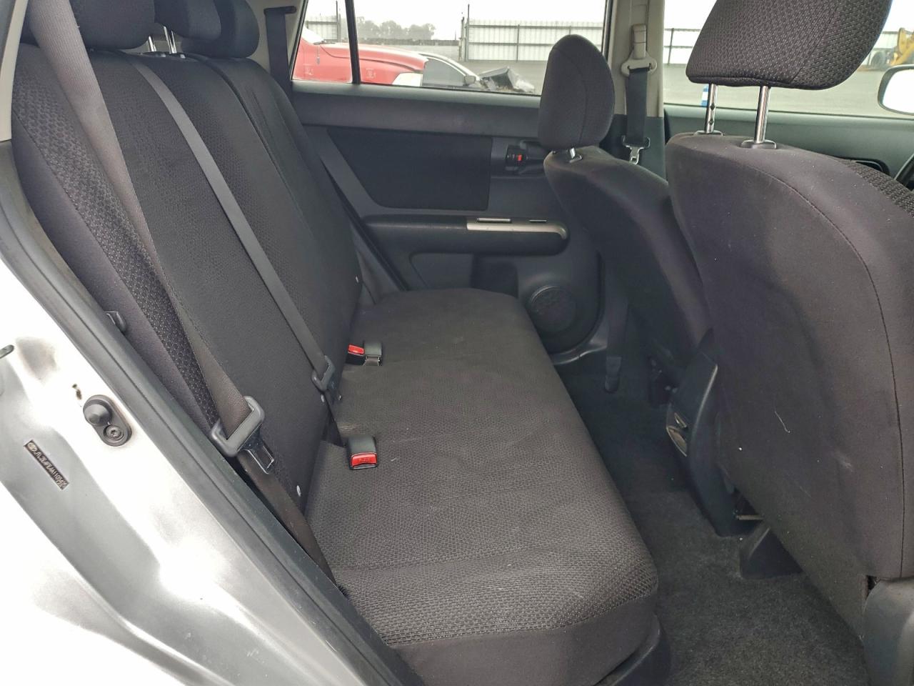 2010 TOYOTA SCION XB photo 10