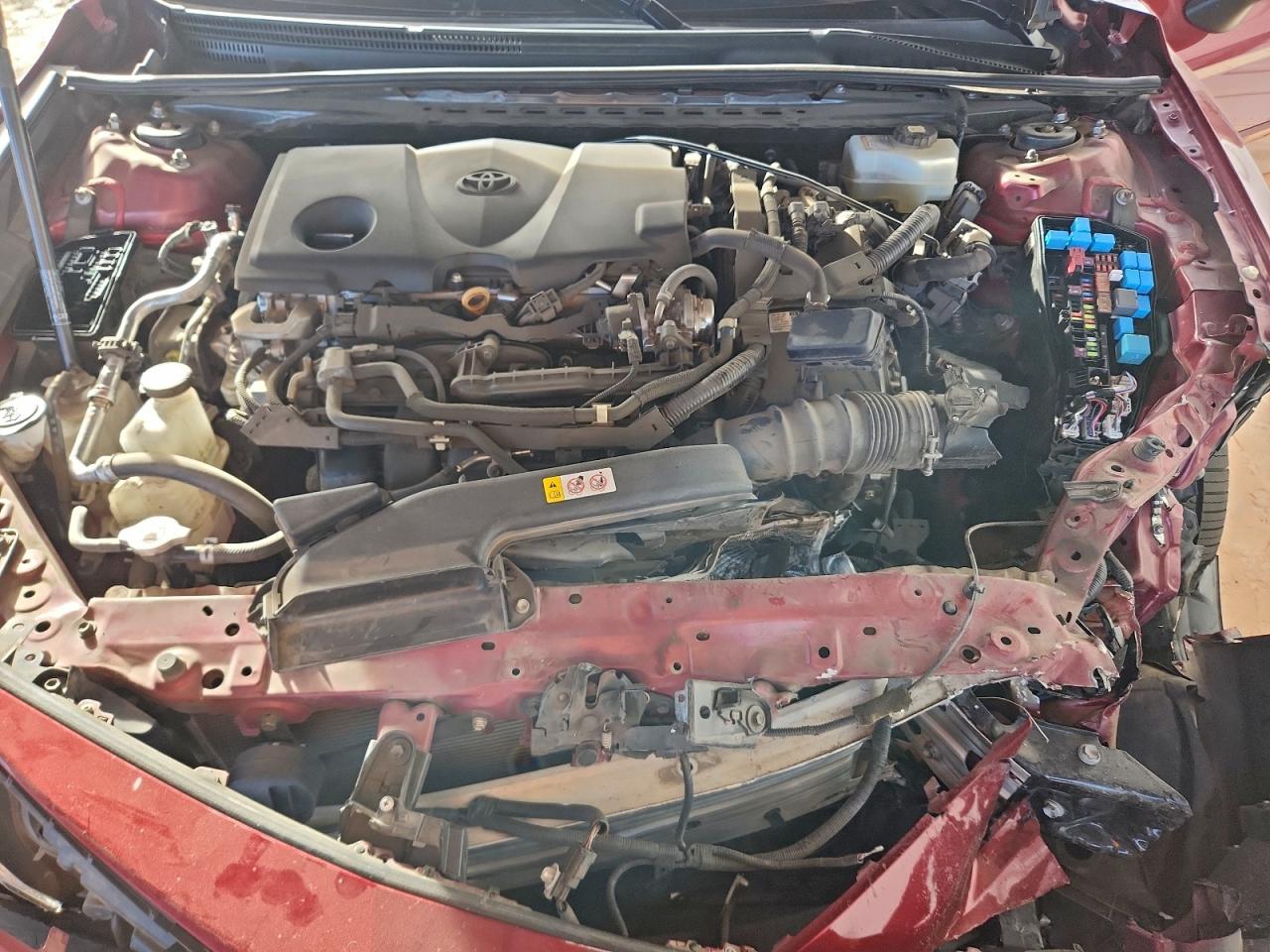 2021 TOYOTA CAMRY XLE photo 11