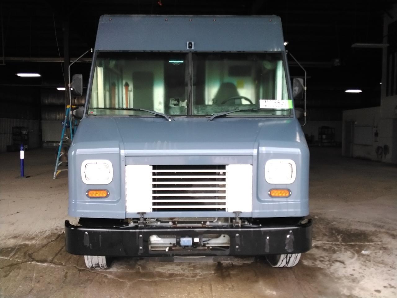 2020 FORD F59 - DELIVERY VAN photo 5