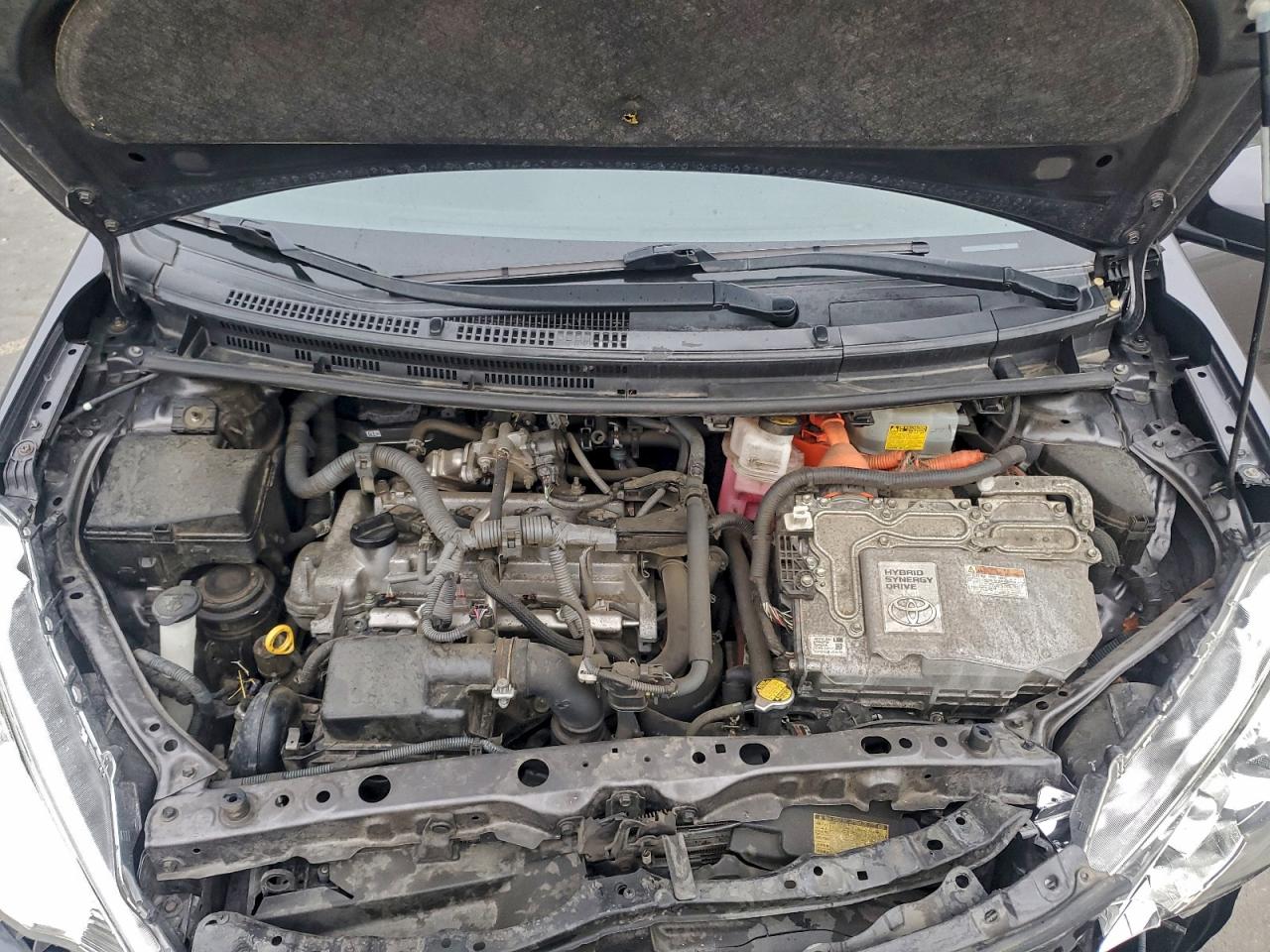 2013 TOYOTA PRIUS C photo 11