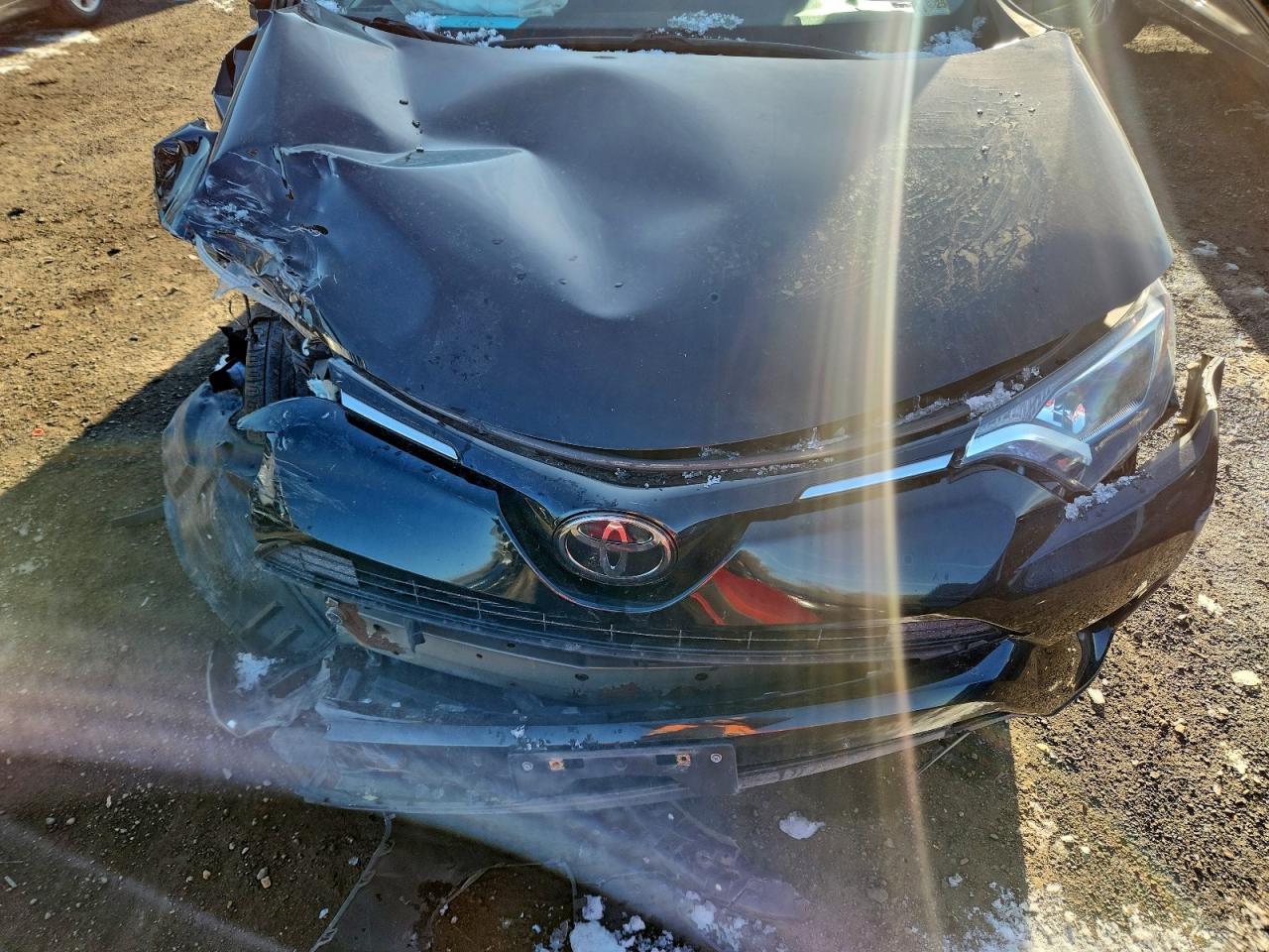2018 TOYOTA RAV4 LE photo 12