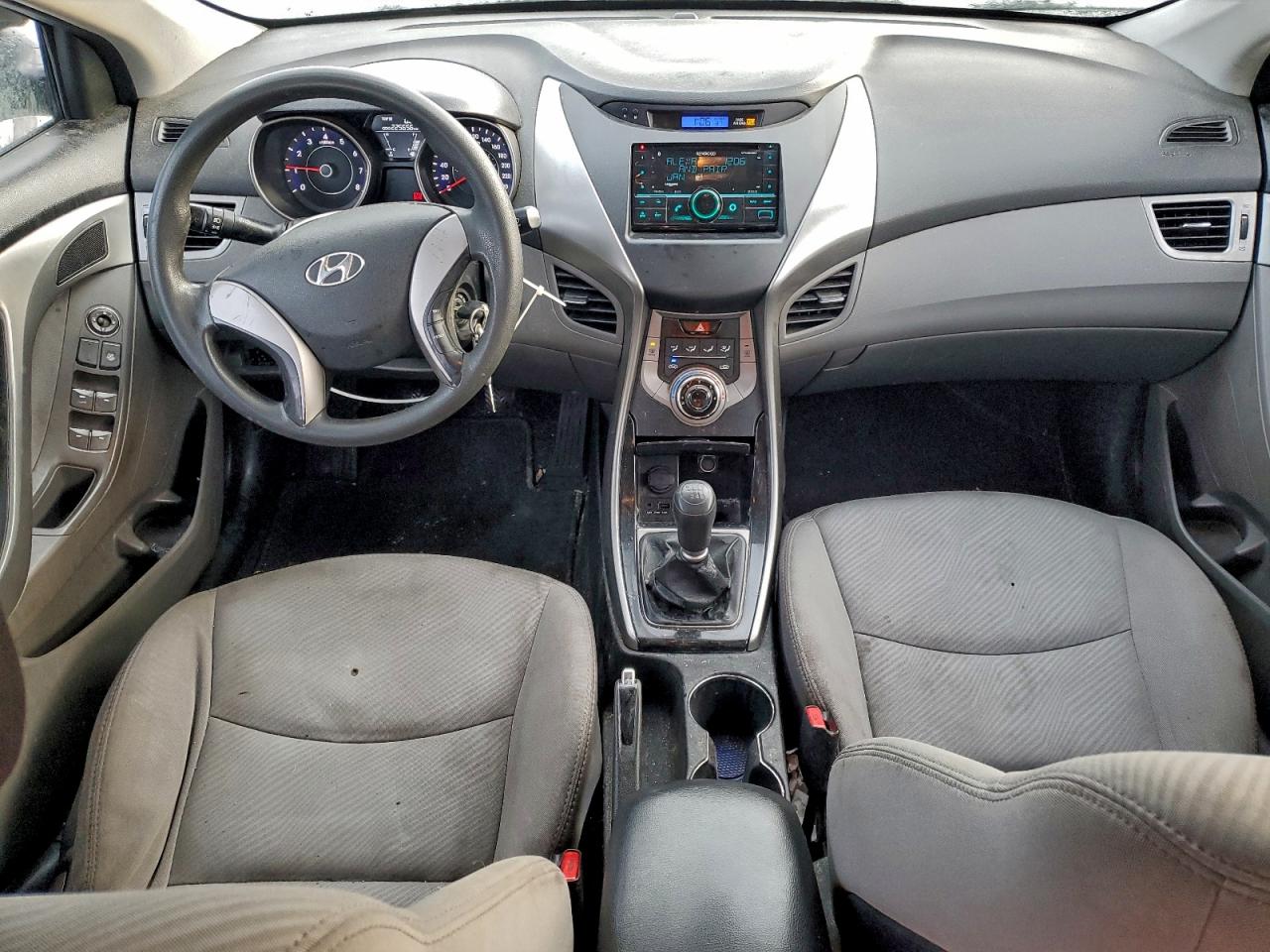 2013 HYUNDAI ELANTRA GLS photo 8