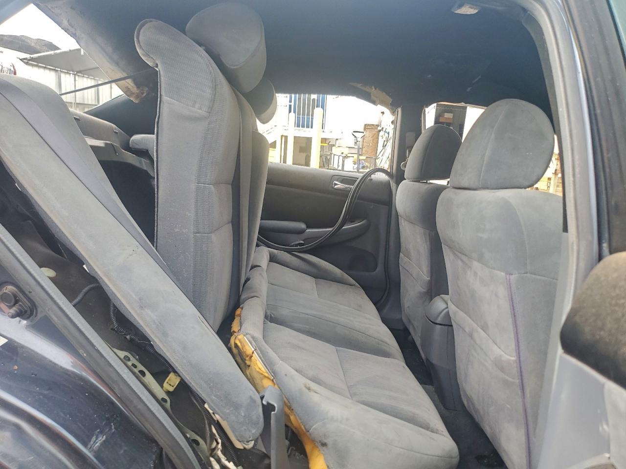 2004 HONDA ACCORD LX photo 10