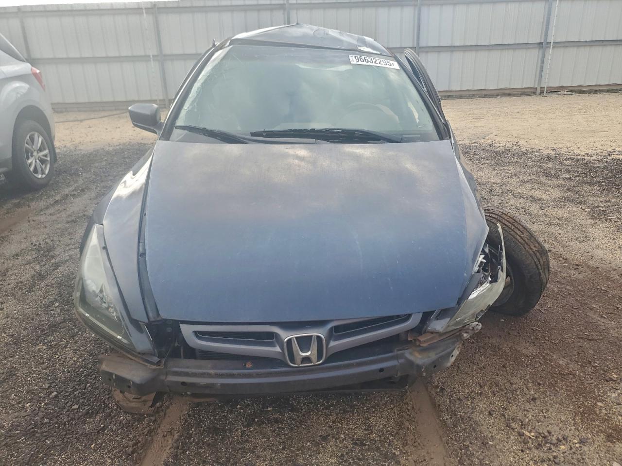 2004 HONDA ACCORD LX photo 5