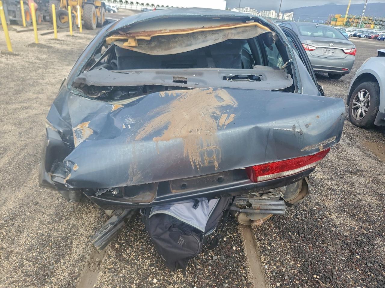 2004 HONDA ACCORD LX photo 6