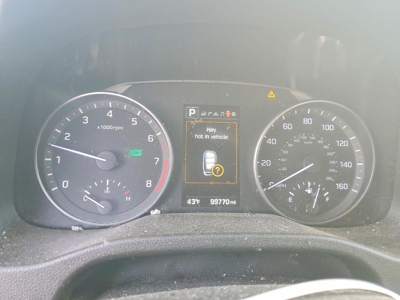 2017 HYUNDAI ELANTRA SE photo 9