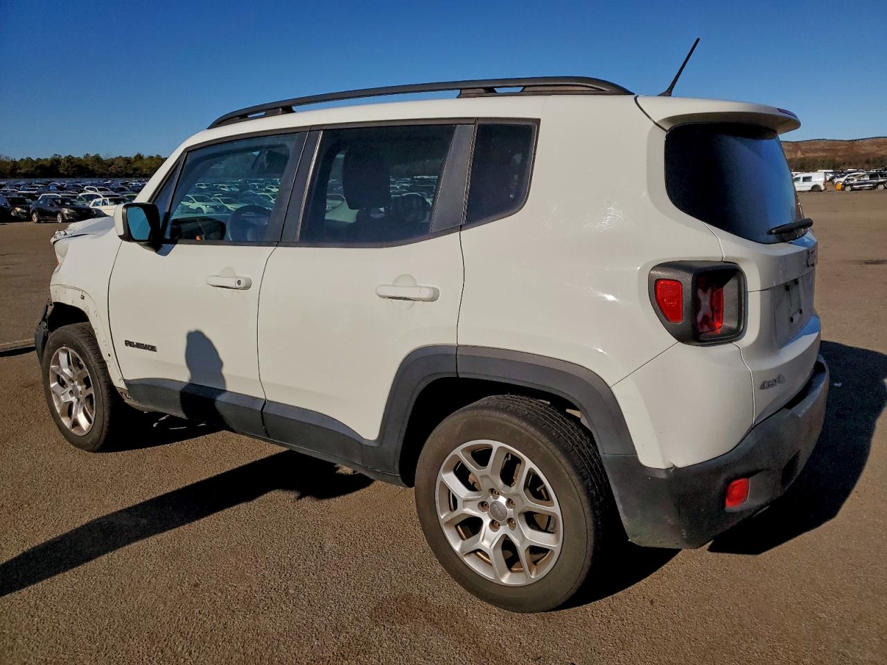 2015 JEEP RENEGADE LATITUDE photo 2