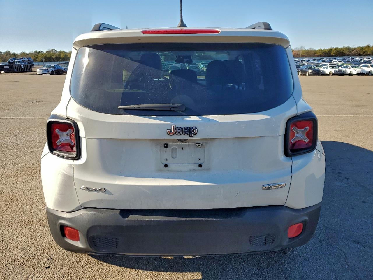 2015 JEEP RENEGADE LATITUDE photo 6