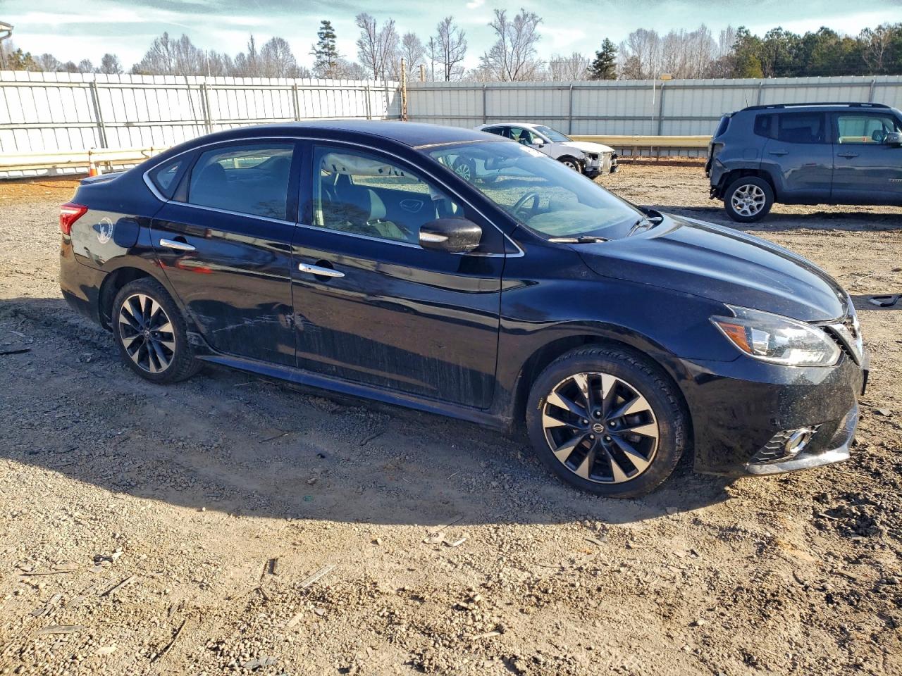 2019 NISSAN SENTRA S photo 4