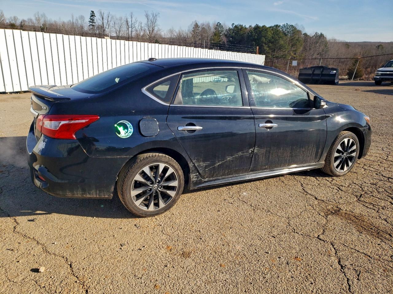 2019 NISSAN SENTRA S photo 3
