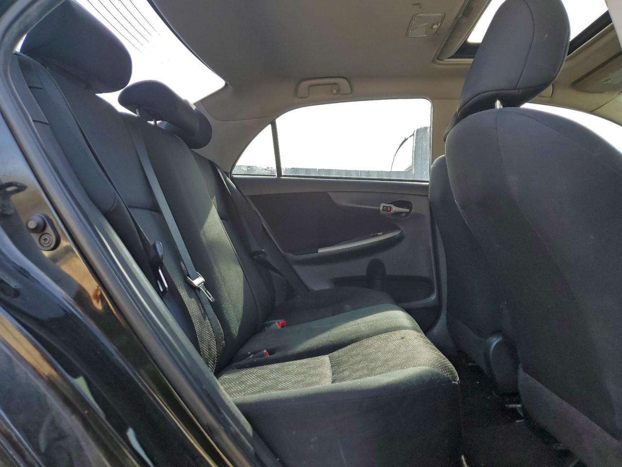 2010 TOYOTA COROLLA BASE photo 10