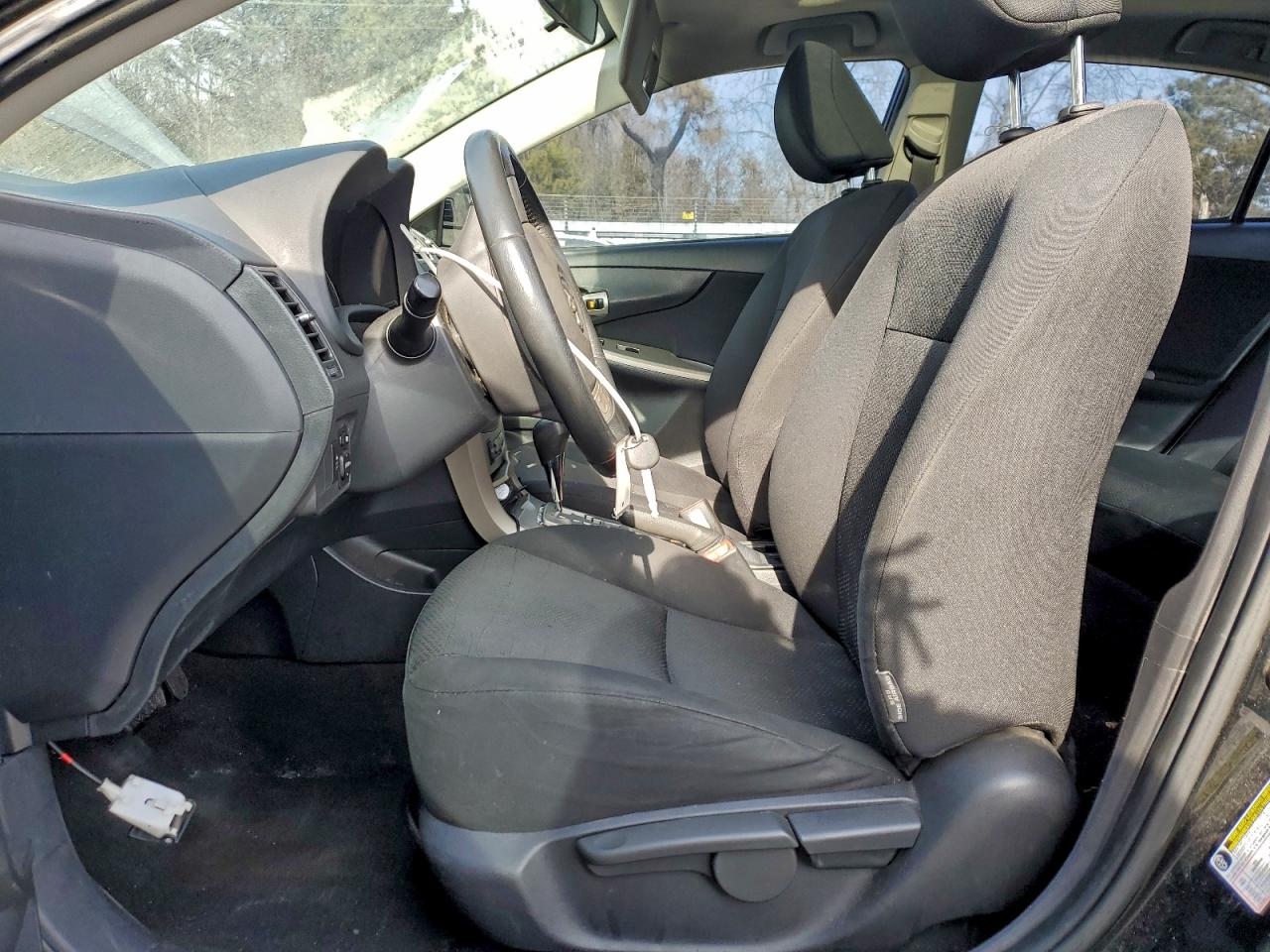 2010 TOYOTA COROLLA BASE photo 7