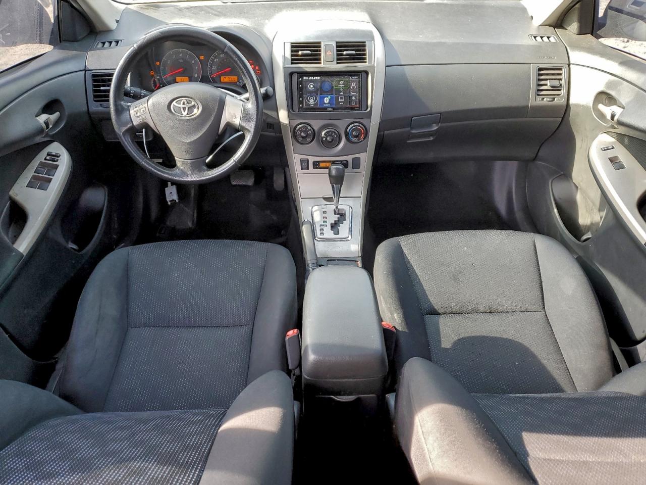 2010 TOYOTA COROLLA BASE photo 8