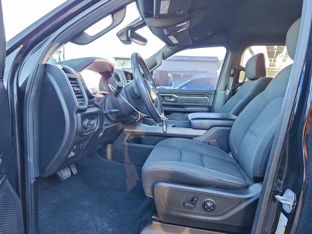 2019 RAM 1500 BIG HORN photo 7