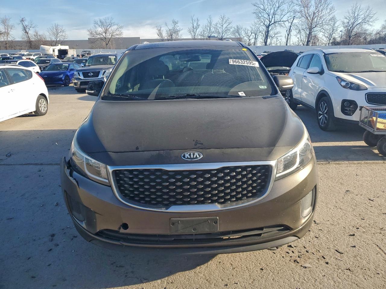 2016 KIA SEDONA LX photo 5