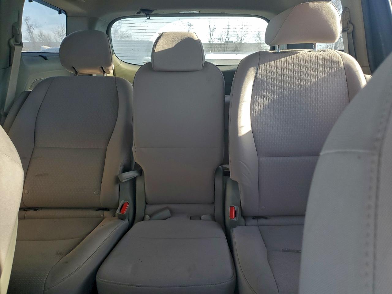 2016 KIA SEDONA LX photo 10