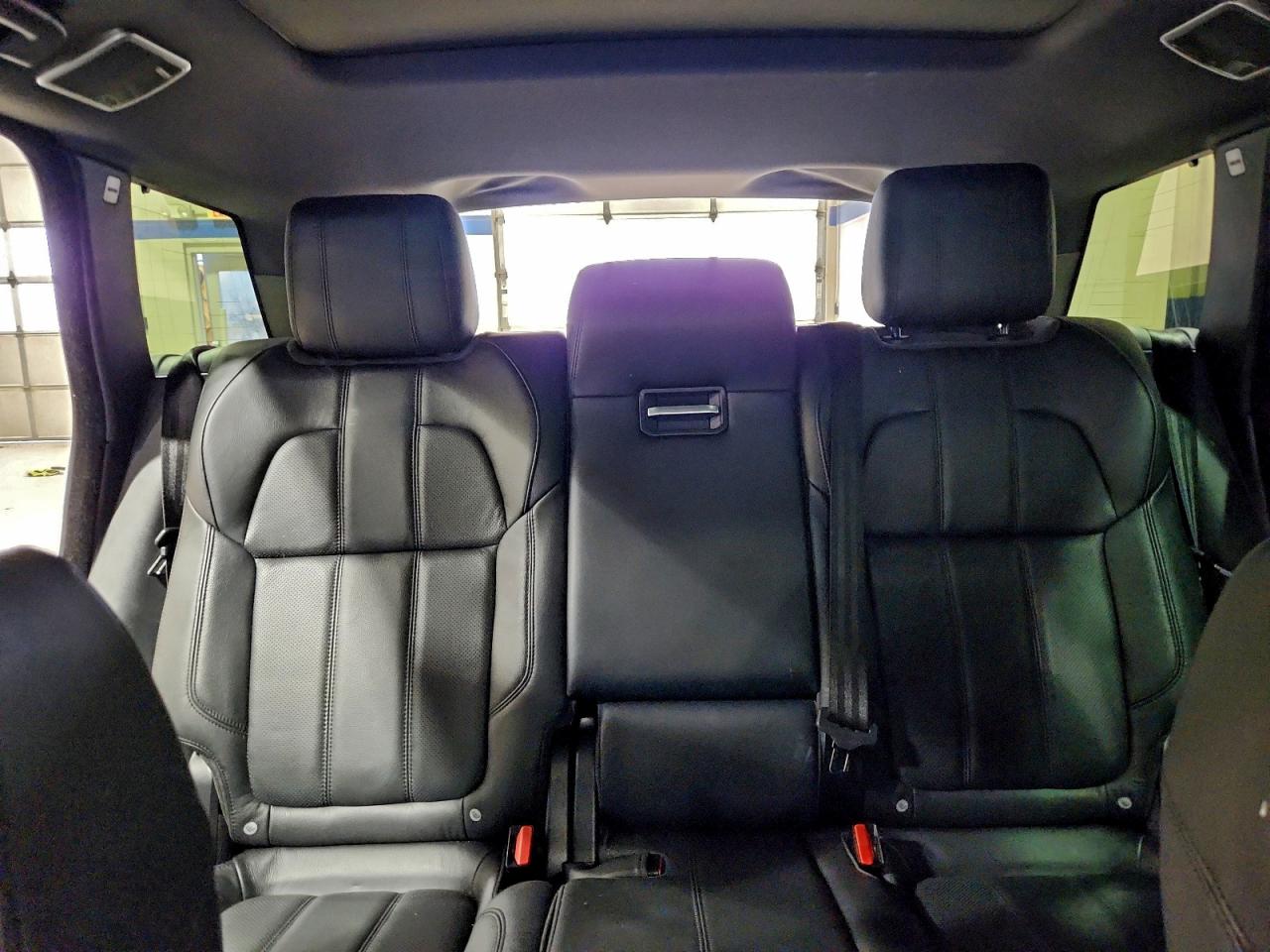 2016 LAND ROVER RANGE ROVER SPORT SE photo 10