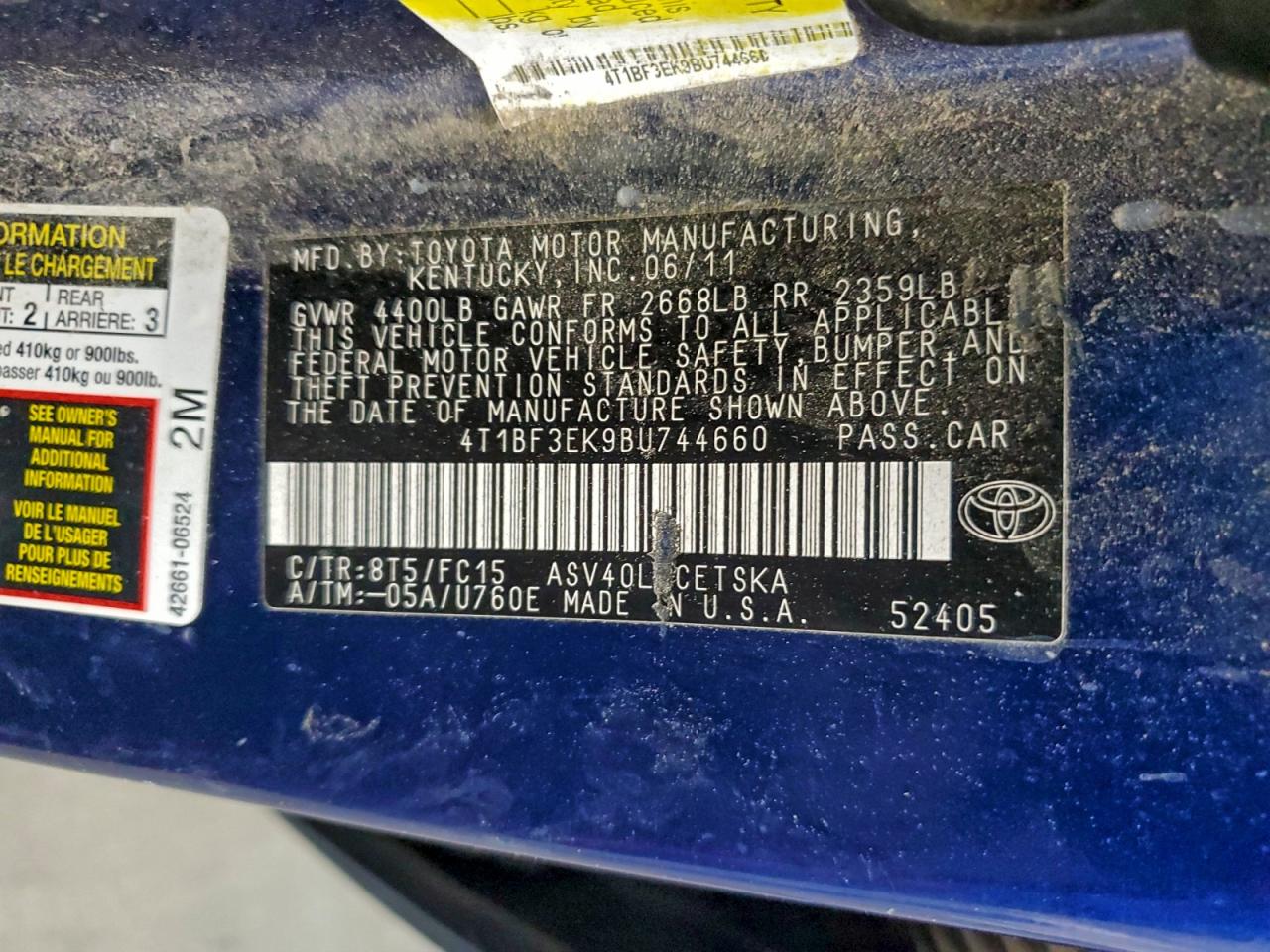 2011 TOYOTA CAMRY BASE photo 12