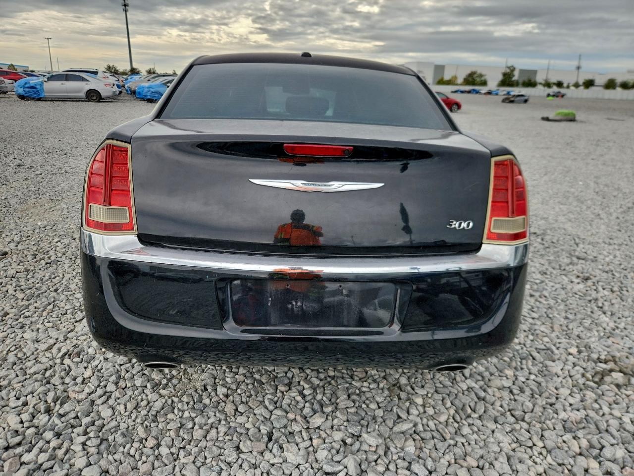 2014 CHRYSLER 300 photo 6