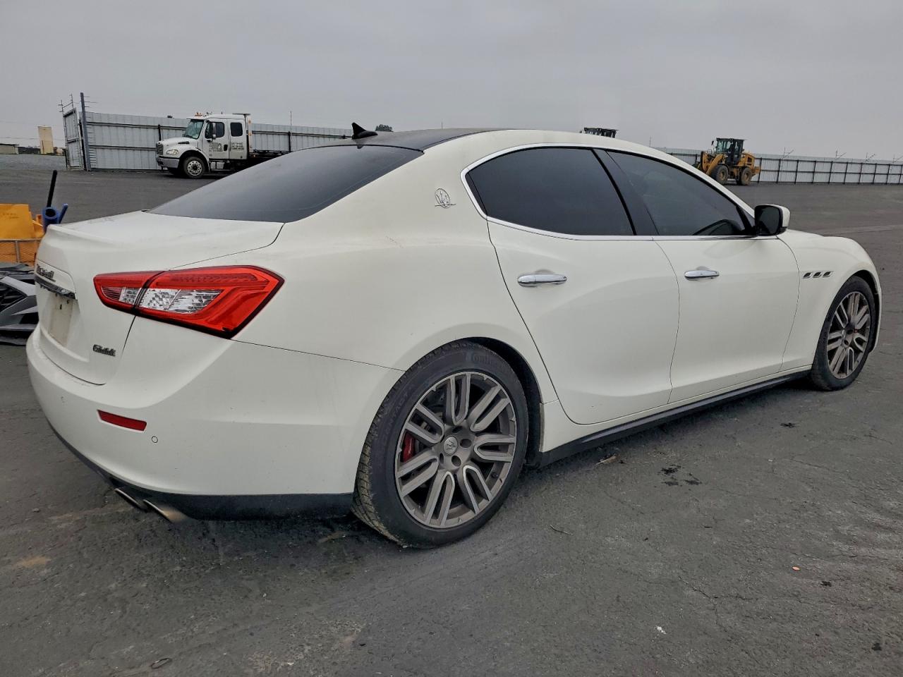 2015 MASERATI GHIBLI S photo 3