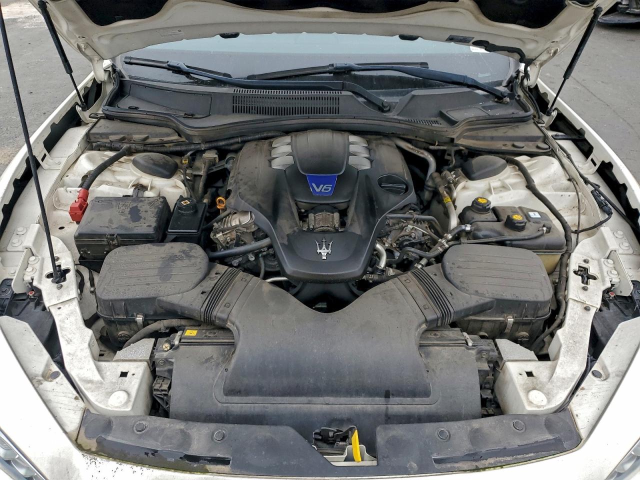 2015 MASERATI GHIBLI S photo 11