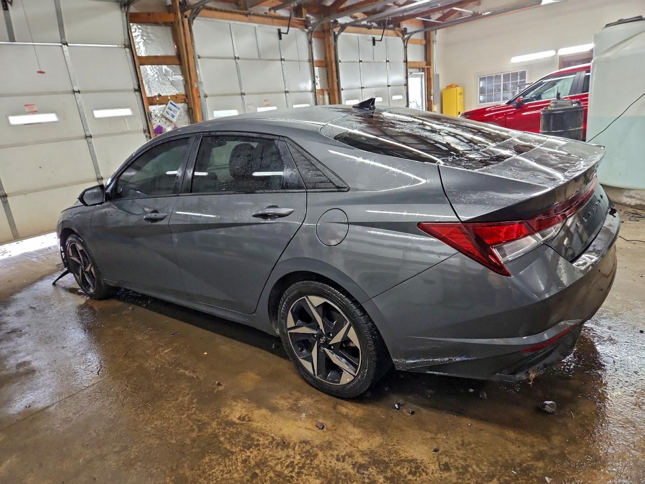 2023 HYUNDAI ELANTRA SEL photo 2