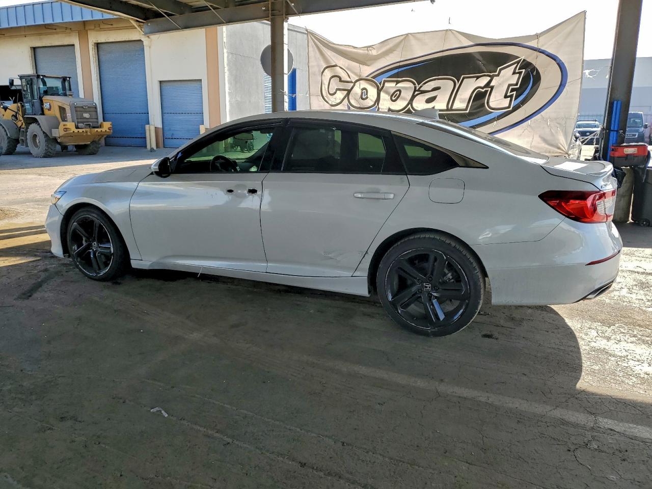 2020 HONDA ACCORD SPORT photo 2