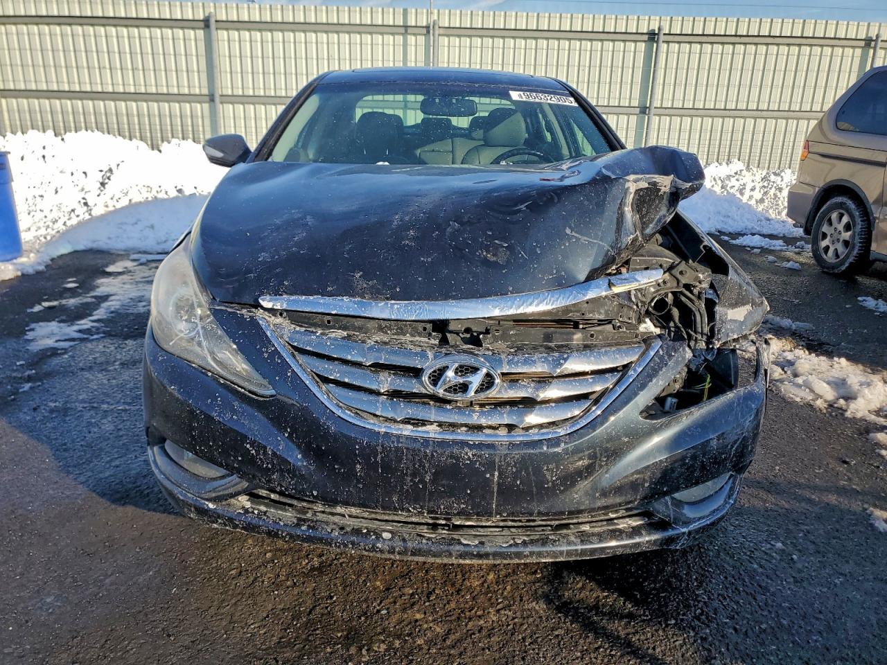 2011 HYUNDAI SONATA SE photo 5