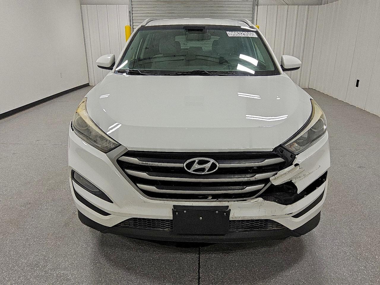 2018 HYUNDAI TUCSON SEL photo 5