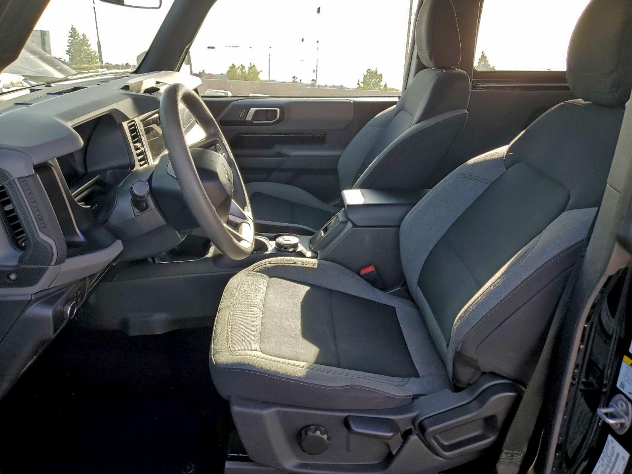 2022 FORD BRONCO BASE photo 7