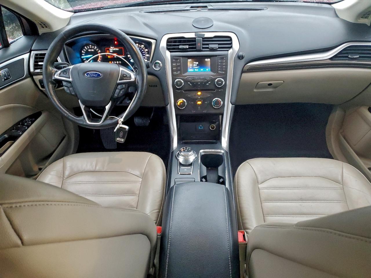 2017 FORD FUSION SE photo 8