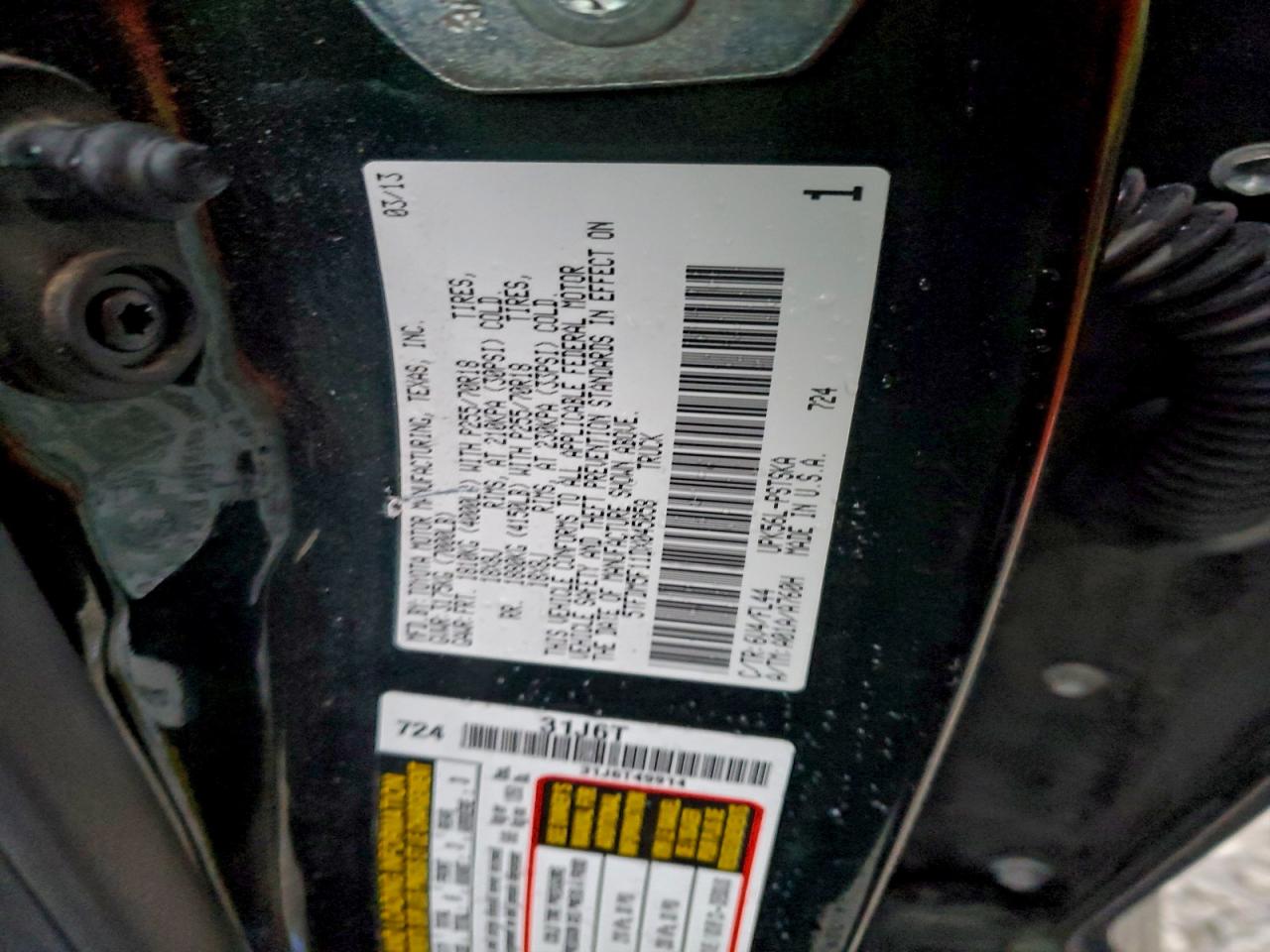 2013 TOYOTA TUNDRA CREWMAX SR5 photo 13