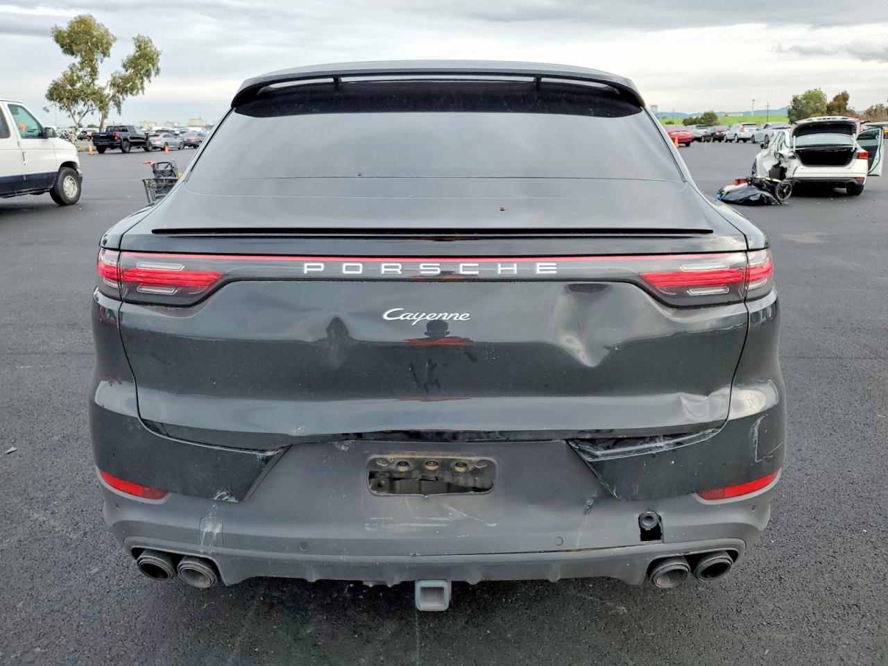 2021 PORSCHE CAYENNE COUPE photo 6
