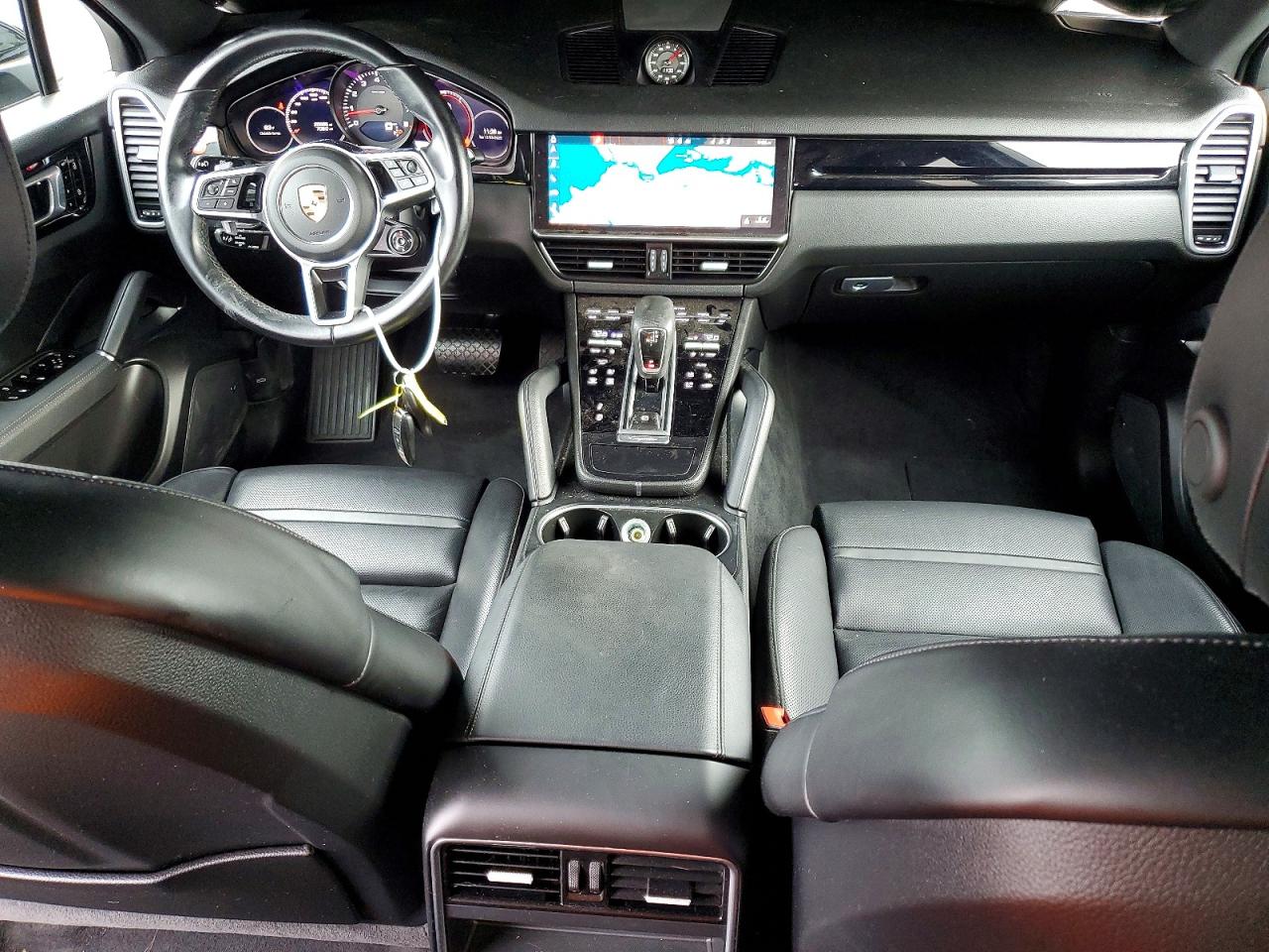 2021 PORSCHE CAYENNE COUPE photo 8
