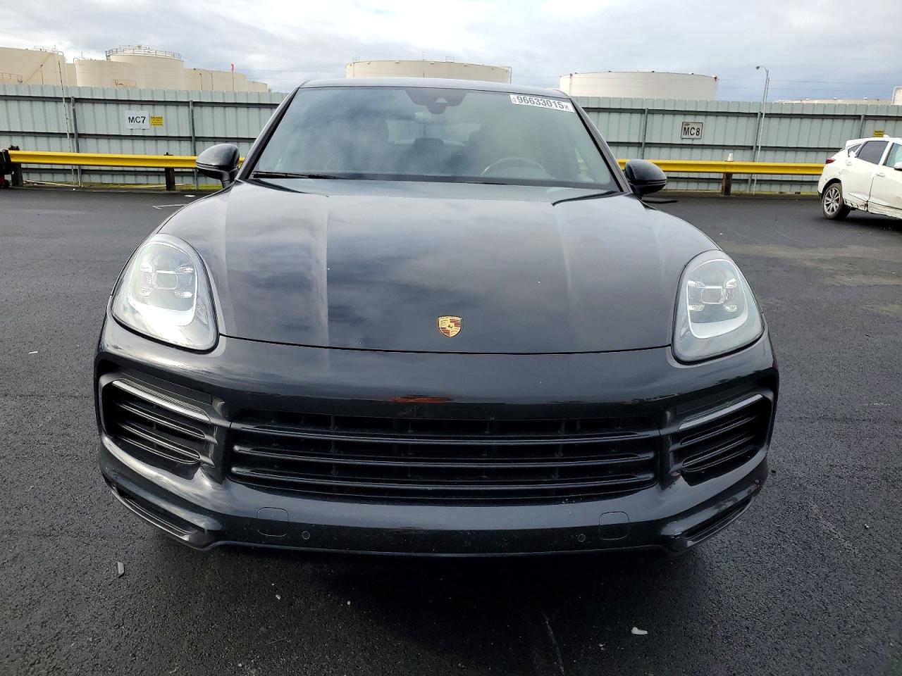2021 PORSCHE CAYENNE COUPE photo 5