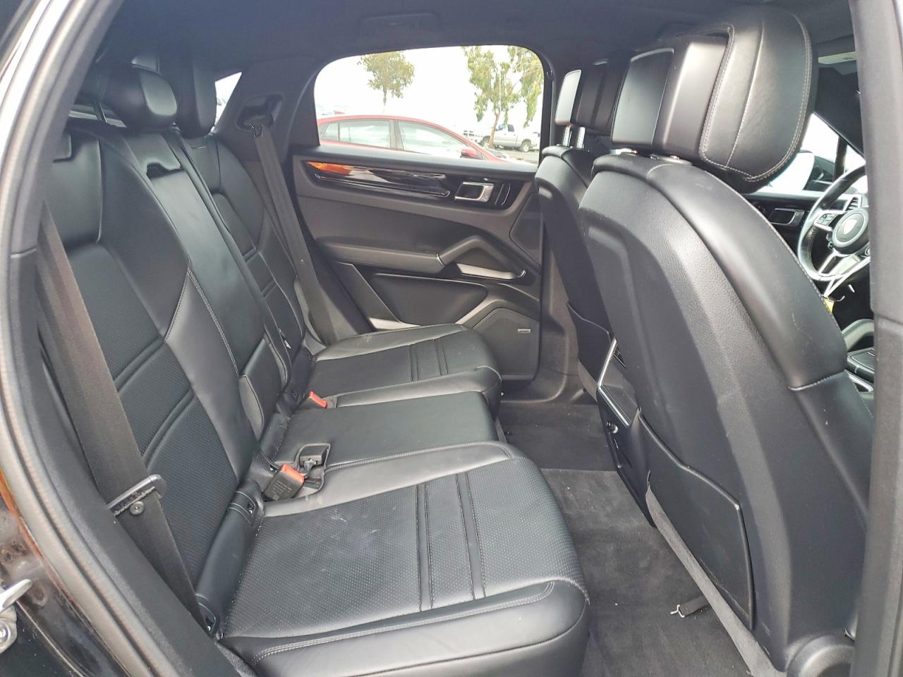 2021 PORSCHE CAYENNE COUPE photo 10
