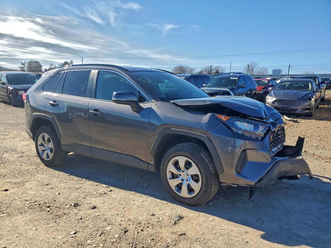 2021 TOYOTA RAV4 LE photo 4