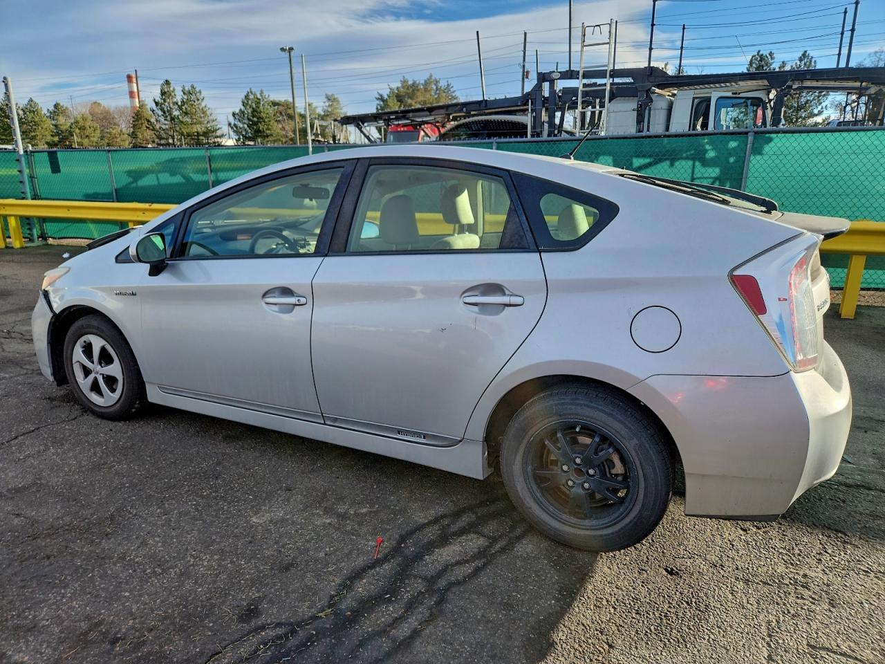2013 TOYOTA PRIUS photo 2