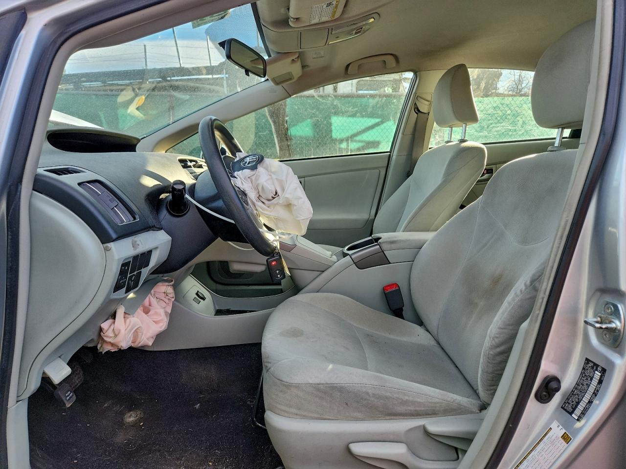 2013 TOYOTA PRIUS photo 7