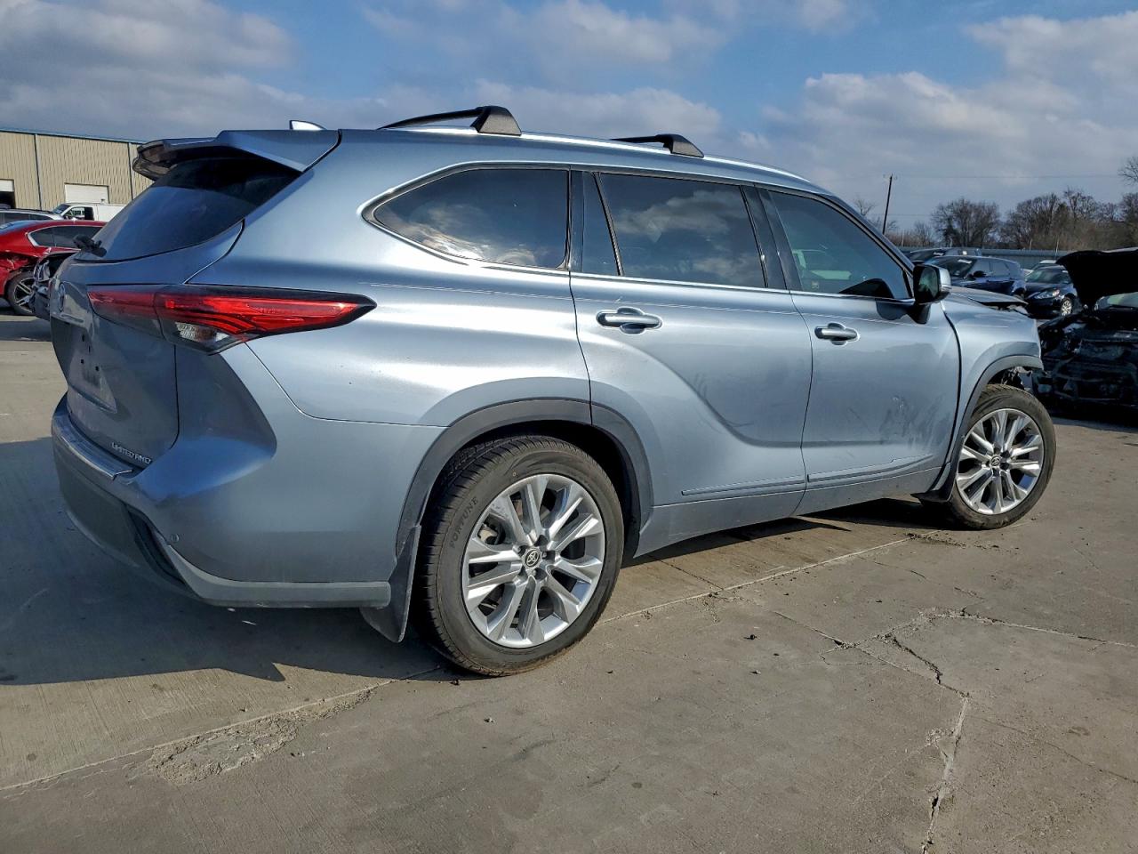2020 TOYOTA HIGHLANDER LIMITED photo 3