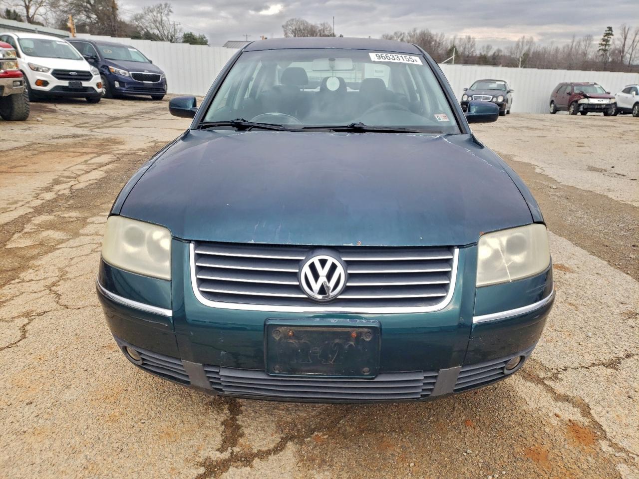 2002 VOLKSWAGEN PASSAT GLS photo 5