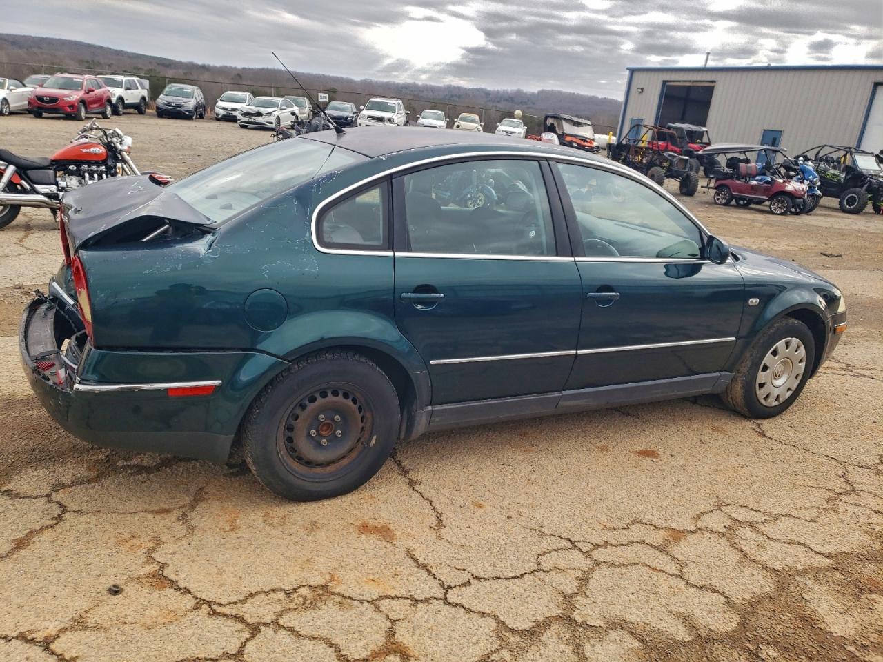 2002 VOLKSWAGEN PASSAT GLS photo 3
