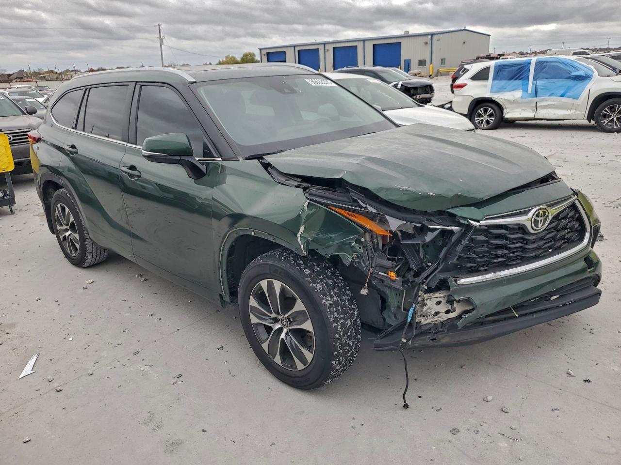 2023 TOYOTA HIGHLANDER L photo 4