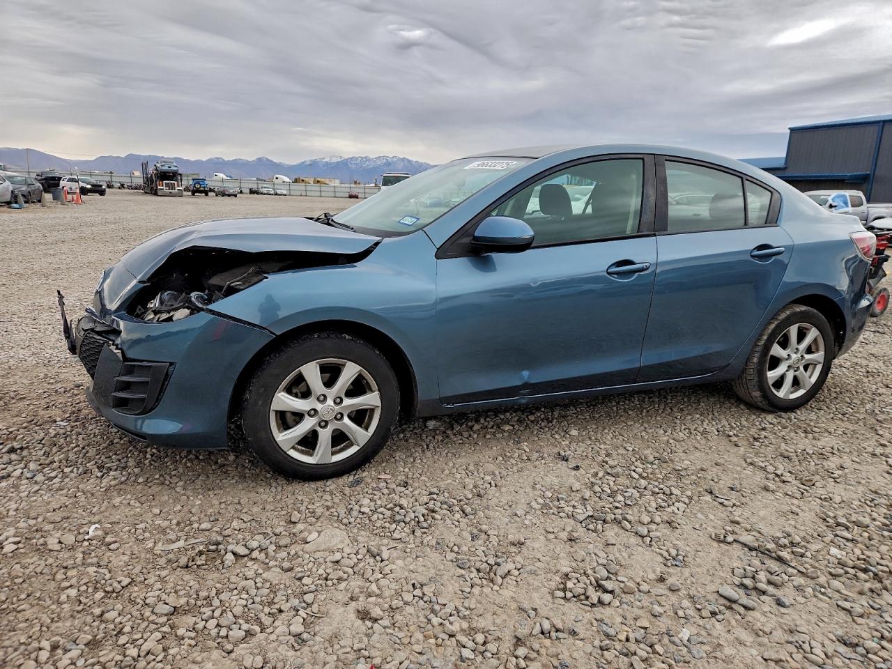2010 MAZDA 3