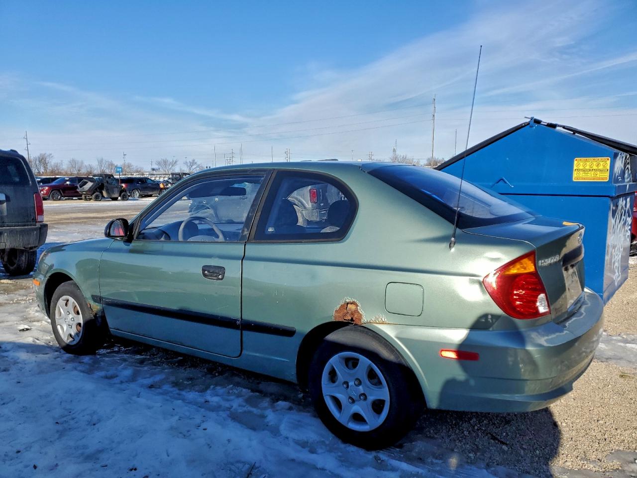 2003 HYUNDAI ACCENT L photo 2