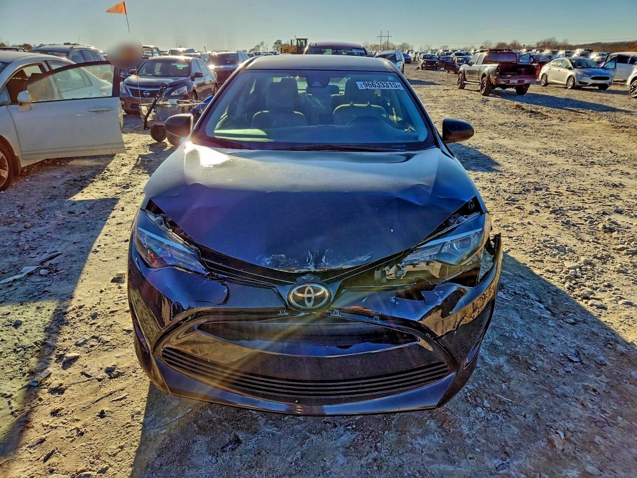 2018 TOYOTA COROLLA L photo 5