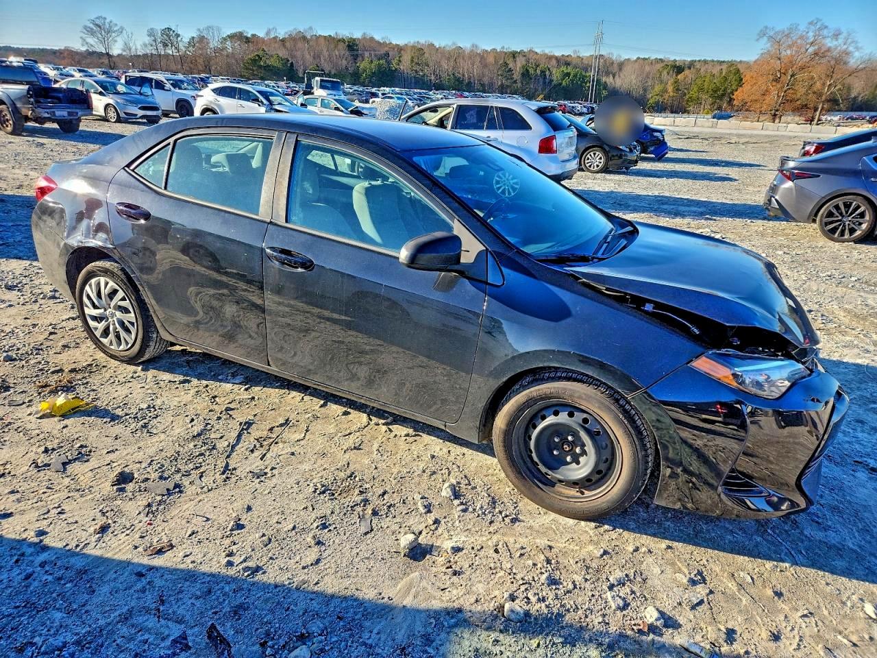 2018 TOYOTA COROLLA L photo 4