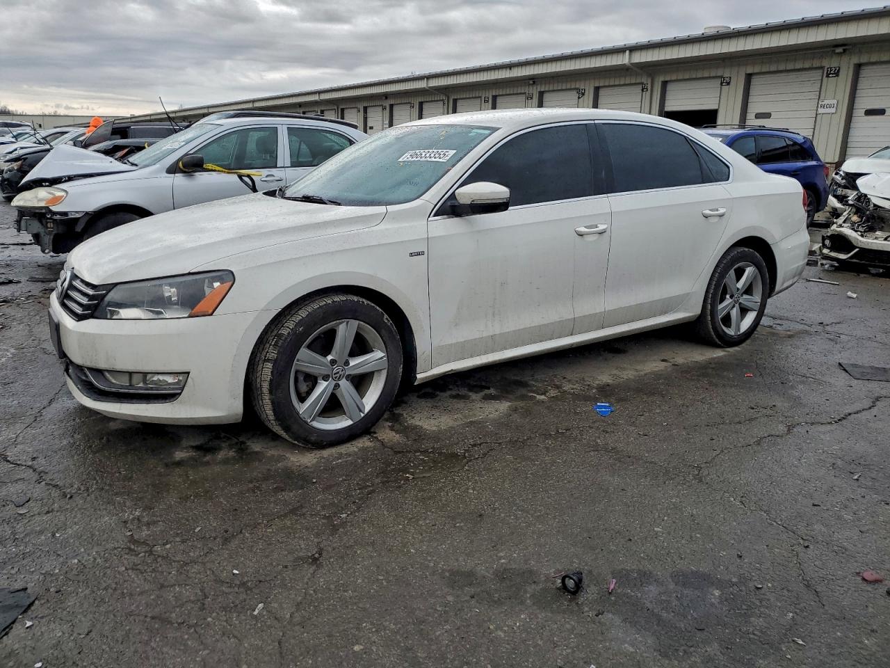 2015 VOLKSWAGEN PASSAT
